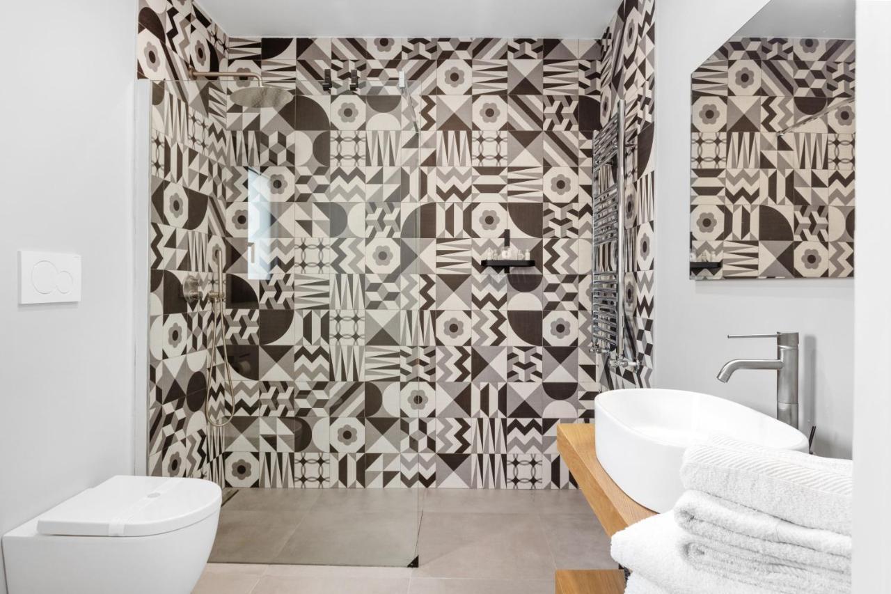 Double D House Bed & Breakfast Олбия Екстериор снимка